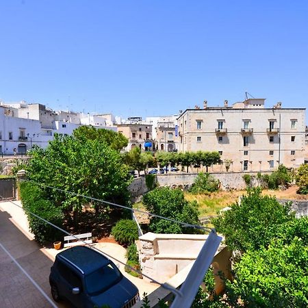 Palazzo Greco - Luxury Apartments With Sea-View أوستوني المظهر الخارجي الصورة