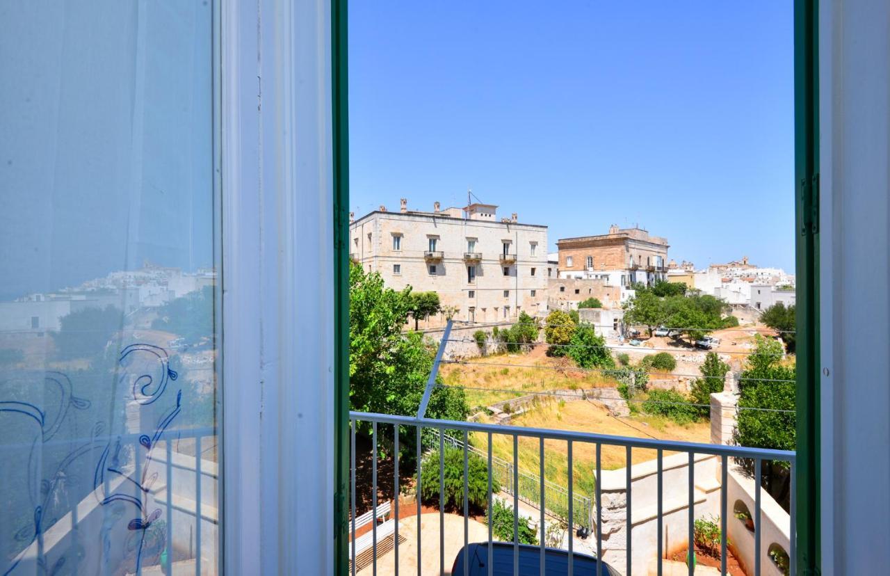 Palazzo Greco - Luxury Apartments With Sea-View أوستوني المظهر الخارجي الصورة