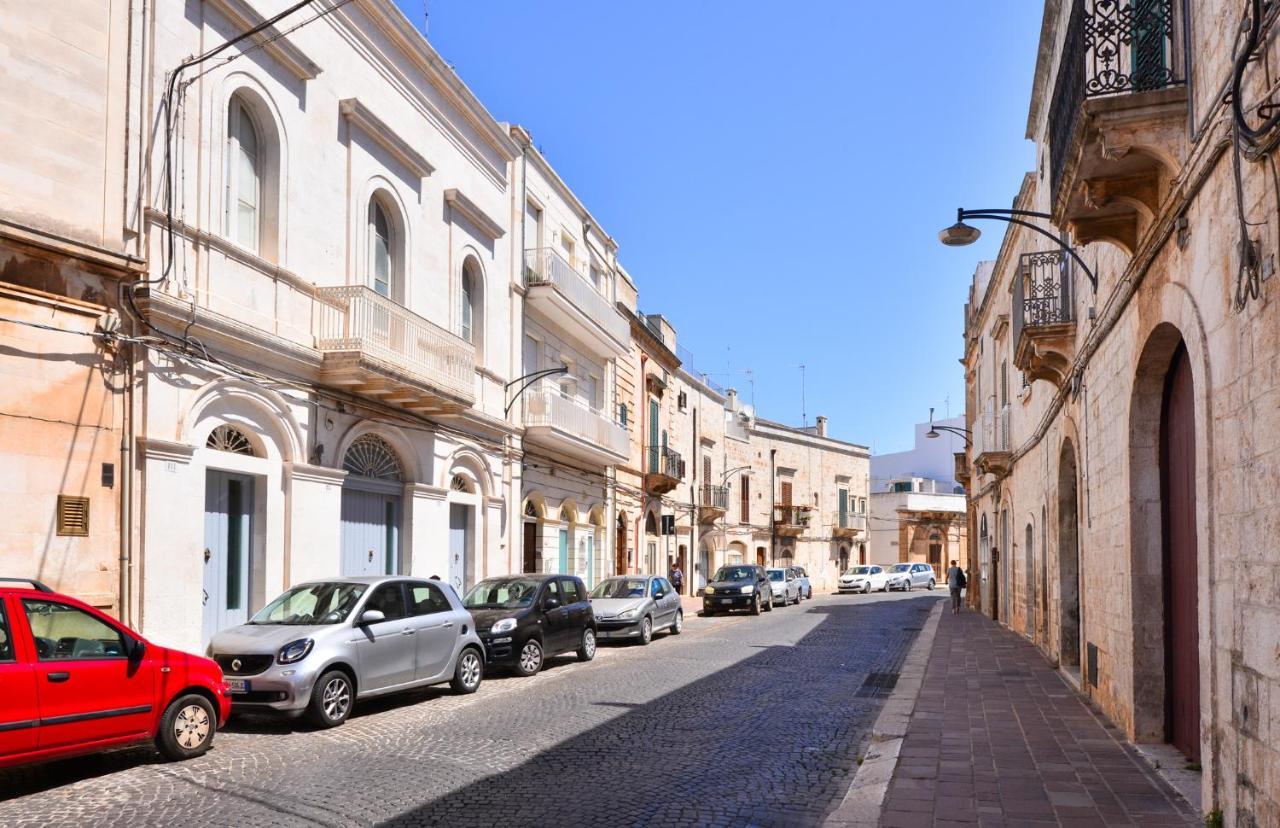 Palazzo Greco - Luxury Apartments With Sea-View أوستوني المظهر الخارجي الصورة