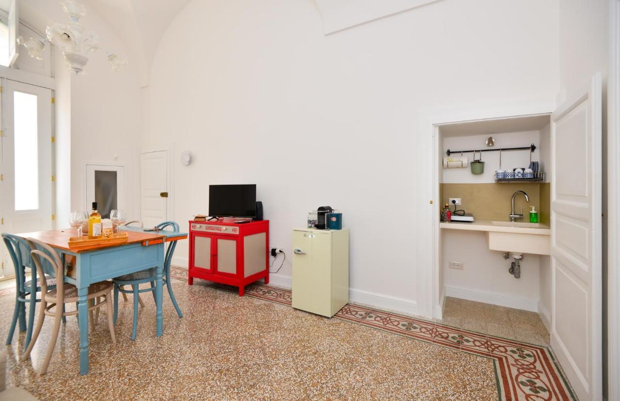 Palazzo Greco - Luxury Apartments With Sea-View أوستوني المظهر الخارجي الصورة