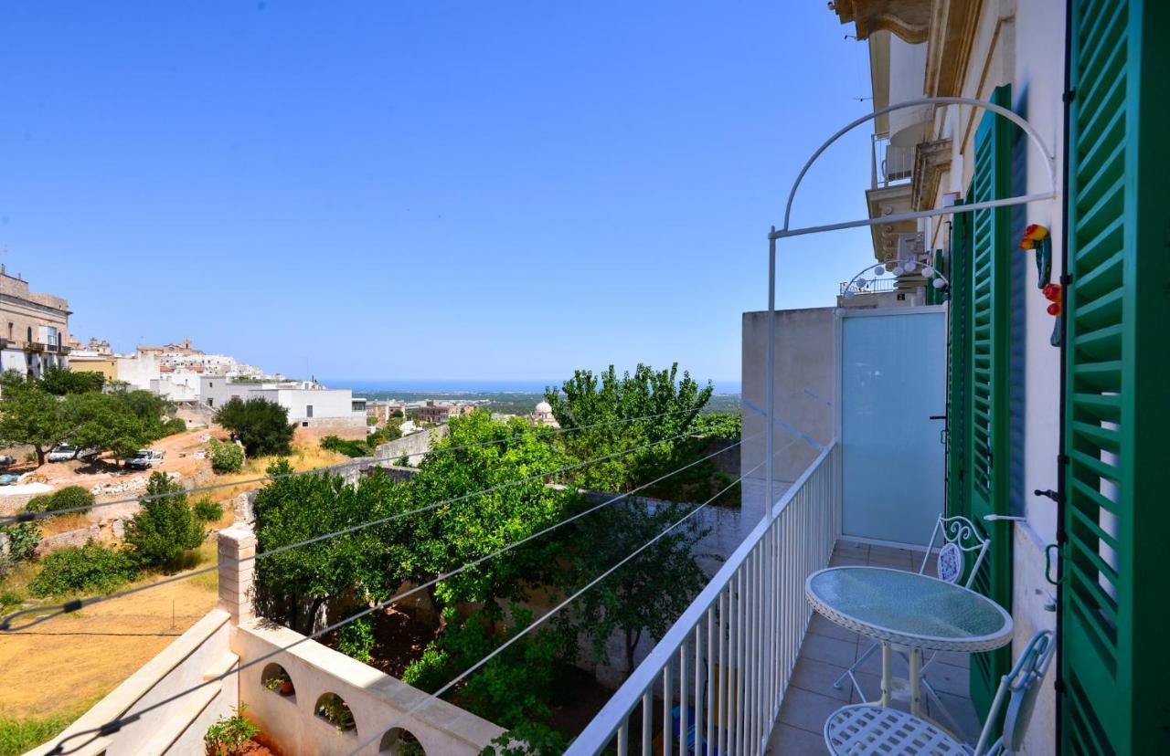 Palazzo Greco - Luxury Apartments With Sea-View أوستوني المظهر الخارجي الصورة